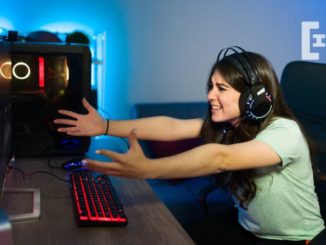 Women Gamers: Why are Some Men SO ANNOYING In-Game