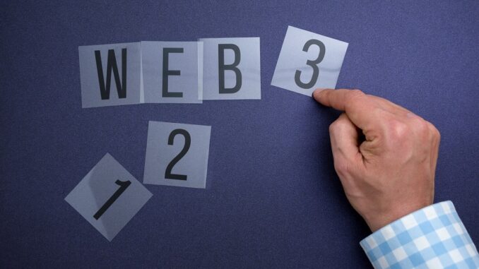 The Pros and Cons of Web2 Joining Web3