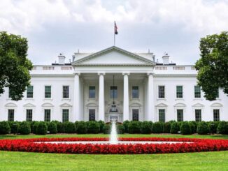 White House, US Senators Call for Proper Crypto Oversight