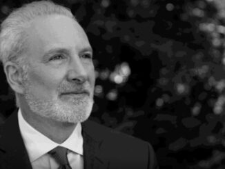 Bitcoin in a ’Stealth Bear Market’ When Priced Against Gold, Says Peter Schiff