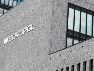 Fully Autonomous AI Could Control Criminal Networks: Europol