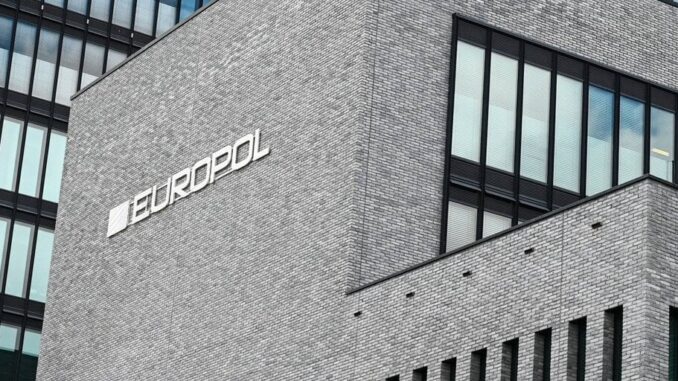 Fully Autonomous AI Could Control Criminal Networks: Europol